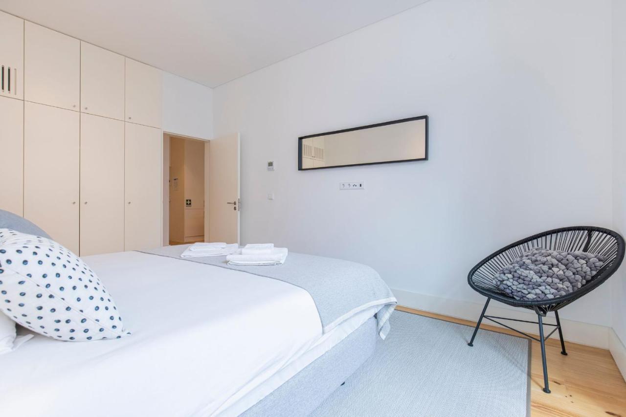 Modern Rustic Flat In Santos By Lovelystay Lisboa Εξωτερικό φωτογραφία